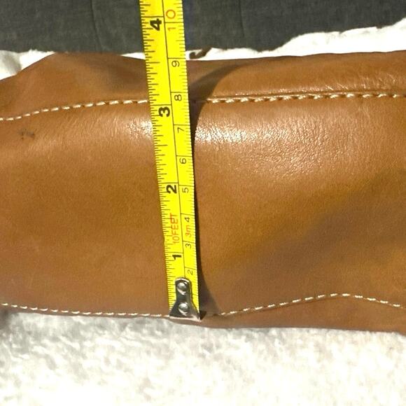 Michael Kors Vintage Leather Minimal Hobo Shoulder Bag single-strap side pockets - Picture 10 of 14